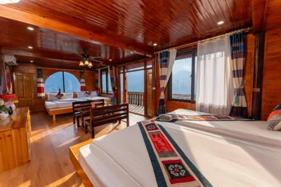 Family Room with Mountain View — Muong Hoa River View Homestay